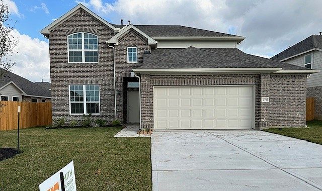 1st image of 775 Woodhaven Lakes Dr
