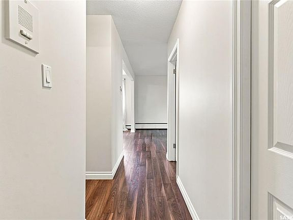 5th image of UNIT 22-2157 Rae STREET