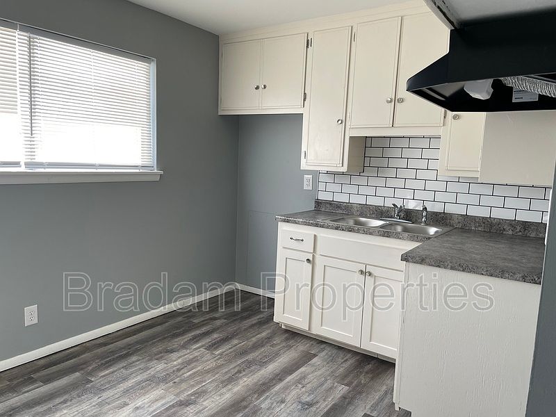 2nd image of 111 S 195th East Ave