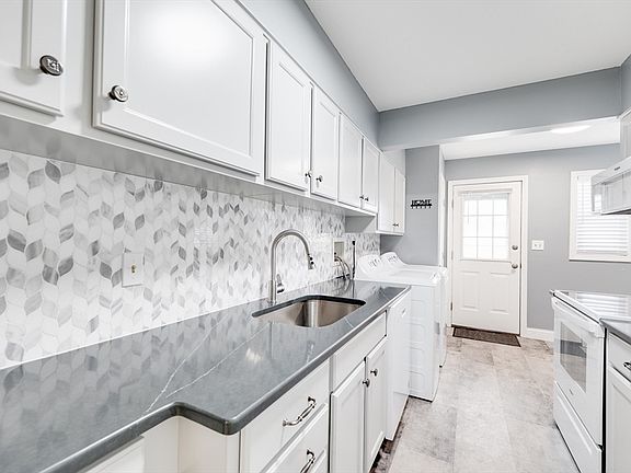 4th image of 76 Kelley Rd #76