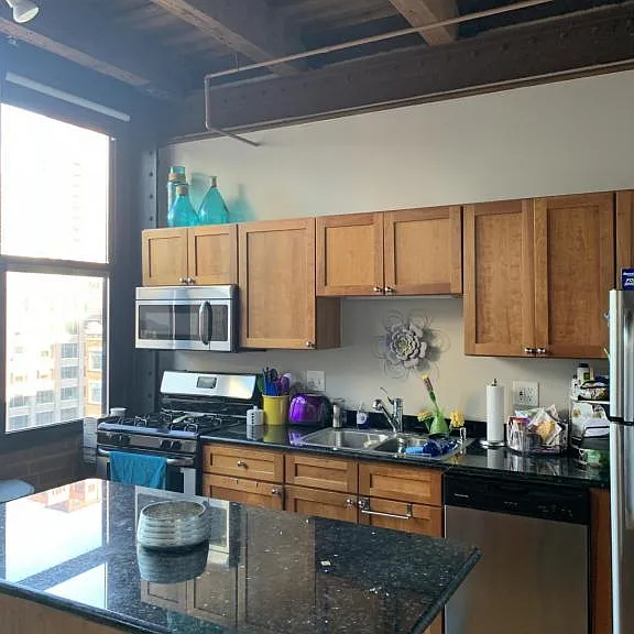226 N Clinton St #606 — Photo 3
