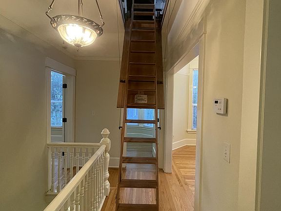2nd image of 418 Clayton St