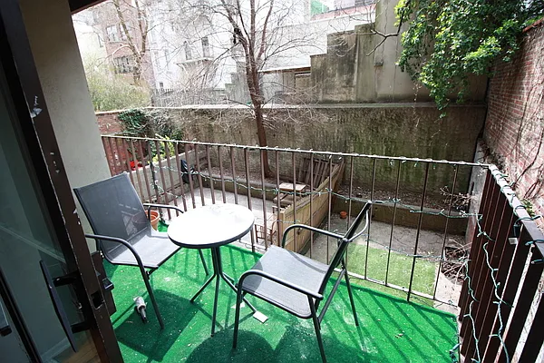 Rented by Mason Group LLC | media 10