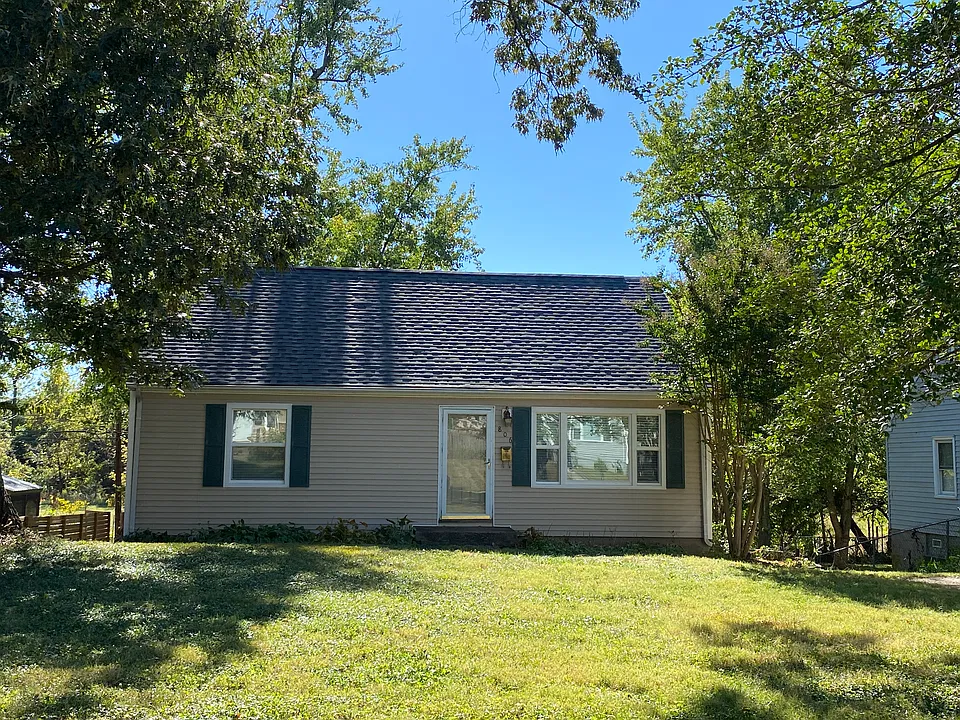 806 Furlong Dr