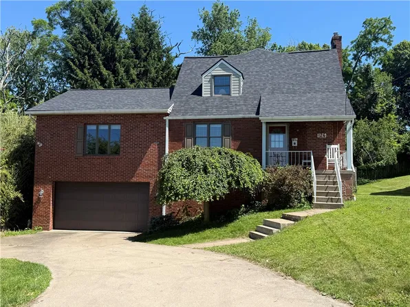 126 Leon Rd, Pittsburgh, PA 15220