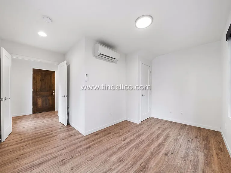 1114-1118 SE Lincoln St — Photo 13