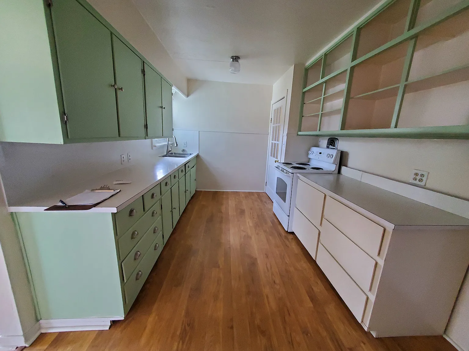 2 bed, 1130 sqft, $1,500 — Photo 3