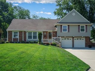 3515 NE 61st St, Gladstone, MO 64119