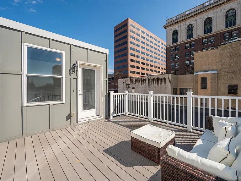 710 Chestnut St #504 — Photo 11