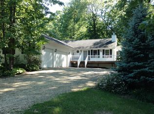 653 Knollwood Rd, Davis, IL 61019