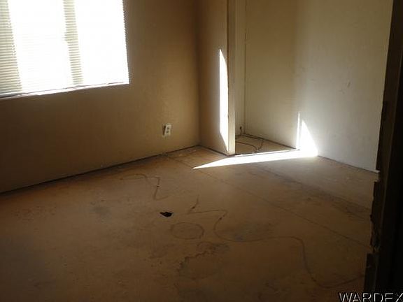 5th image of 1665 Bluebonnet Blvd