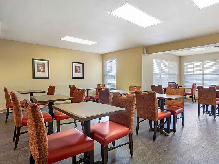 Breakfast Room