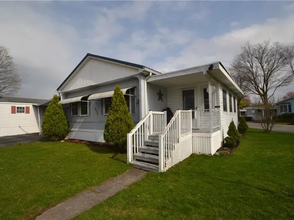 210 Oneida, Manchester, NY 14504