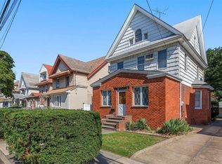 8925 98th St, Woodhaven, NY 11421