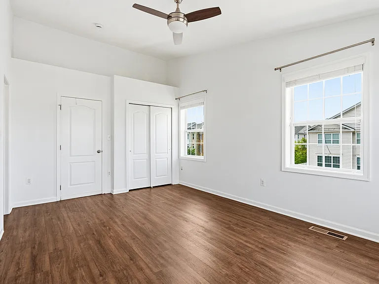23167 Flora Mure Dr — Photo 10