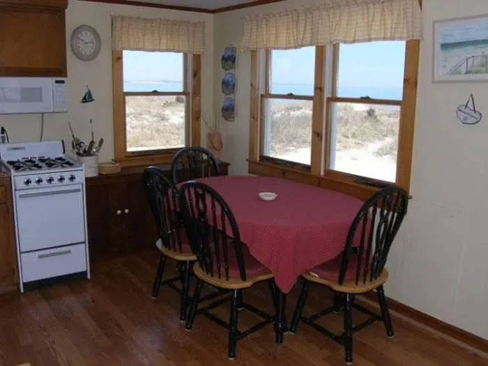 2 bed, 2364 sqft, $2,000 — Photo 4
