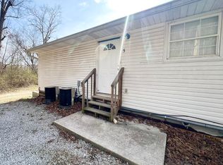 215 Timberlake Cir #5, Jacksboro, TN 37757