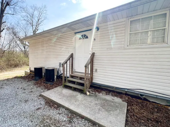 215 Timberlake Cir #5, Jacksboro, TN 37757