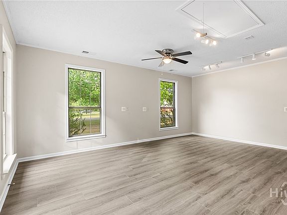 5th image of 114 Bradford Drive