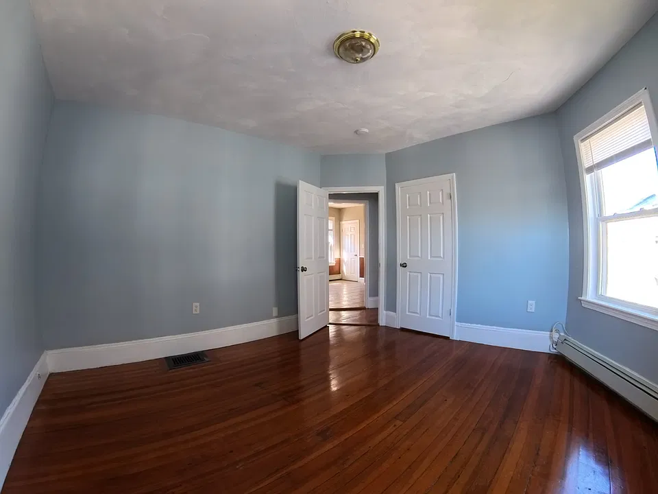 9 Nightingale St #3
