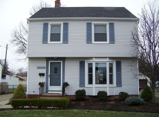 20948 Eastwood Ave, Fairview Park, OH