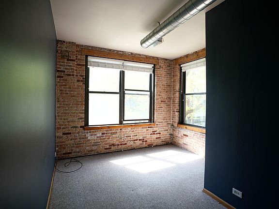4th image of 1101 N Damen Ave #2F