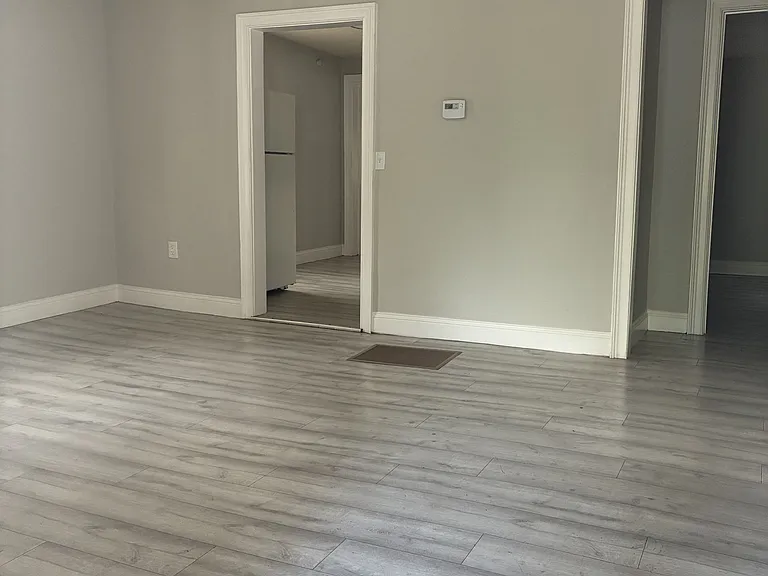 2344 Johnson Ave — Photo 3