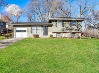 200 Grant St, Liberty, MO 64068