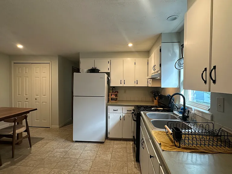1333 Van Buren St — Photo 11