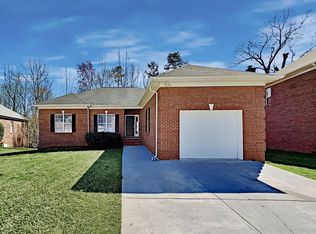 7140 Brighton Brook Dr, Charlotte, NC 28212