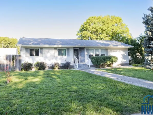 232 Salem St, Whiting, IA 51063