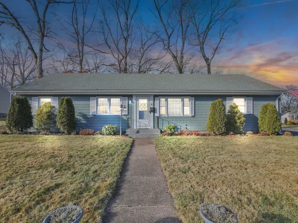 4 Battista Road, Manchester, CT 06040