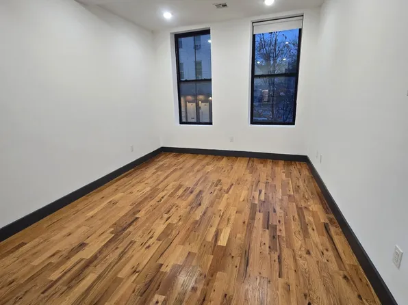 566-568 Communipaw Avenue image 3 of 8