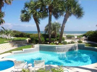 32 E Beach Lagoon Rd, Hilton Head Island, SC 29928