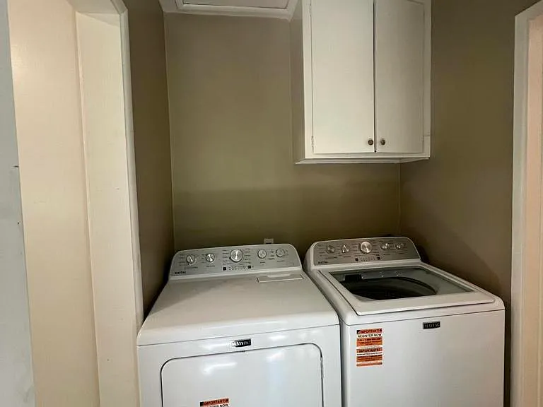 255 E Center St — Photo 9