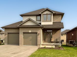 66 Farmington Cres, Belleville, ON K8N0J8