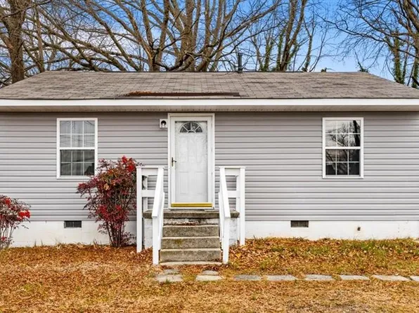 907 Broad Ave, Greensboro, NC 27406