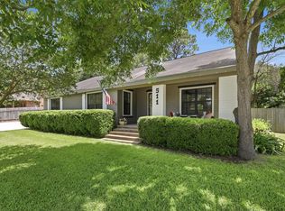 511 W Valverde St, Brenham, TX 77833