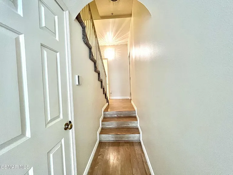 255 Skyline Dr — Photo 9