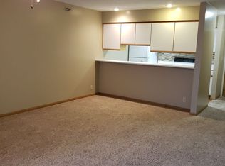 Deer Park Apartments, Lincoln, NE 68521