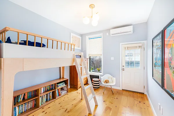 Sold by Compass | media 3