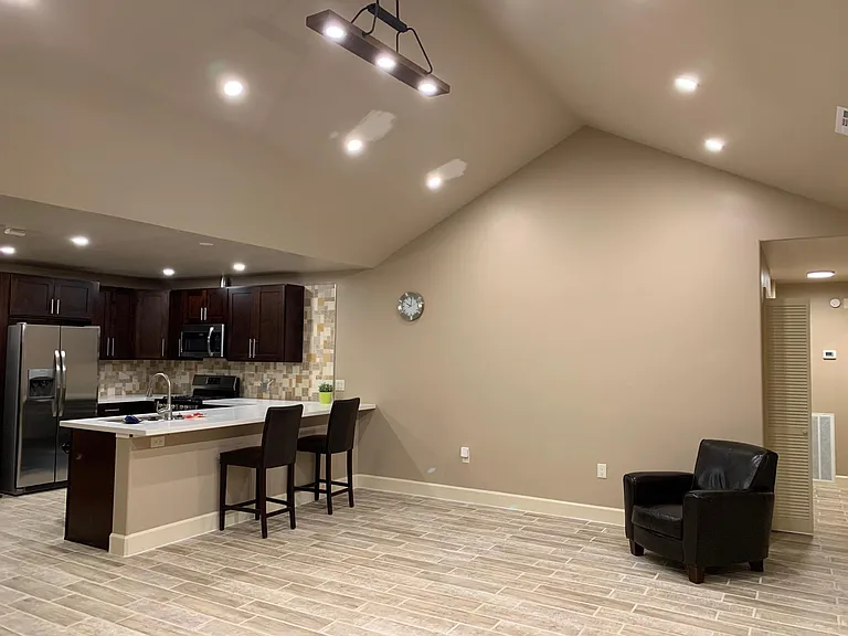 Heathersage Dr — Photo 11