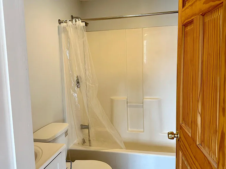 13 Southmayd Rd #2B — Photo 7
