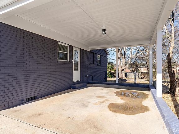 4th image of 2807 Gail Ave