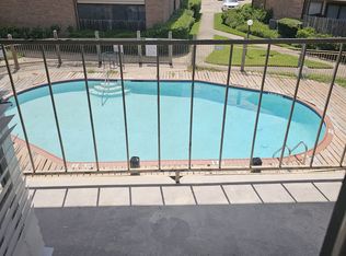 9000 Bissonnet St APT 812-812-812, Houston, TX 77074