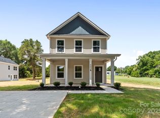 587 Hartness Rd, Statesville, NC 28677