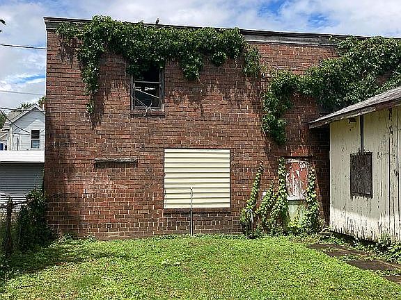 3rd image of 1917 18th St