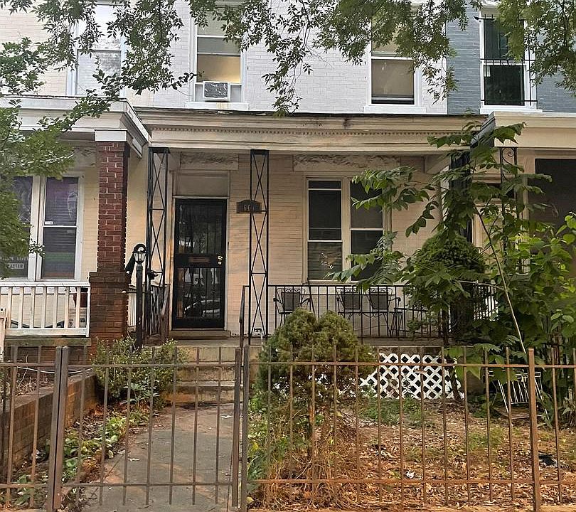 1st image of 604 Irving St NW