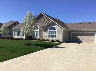 1082 Distinctive Way, Greenfield, IN 46140