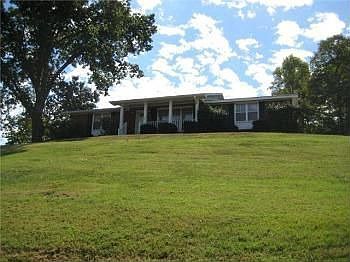 1st image of 510 Gloria Cir
